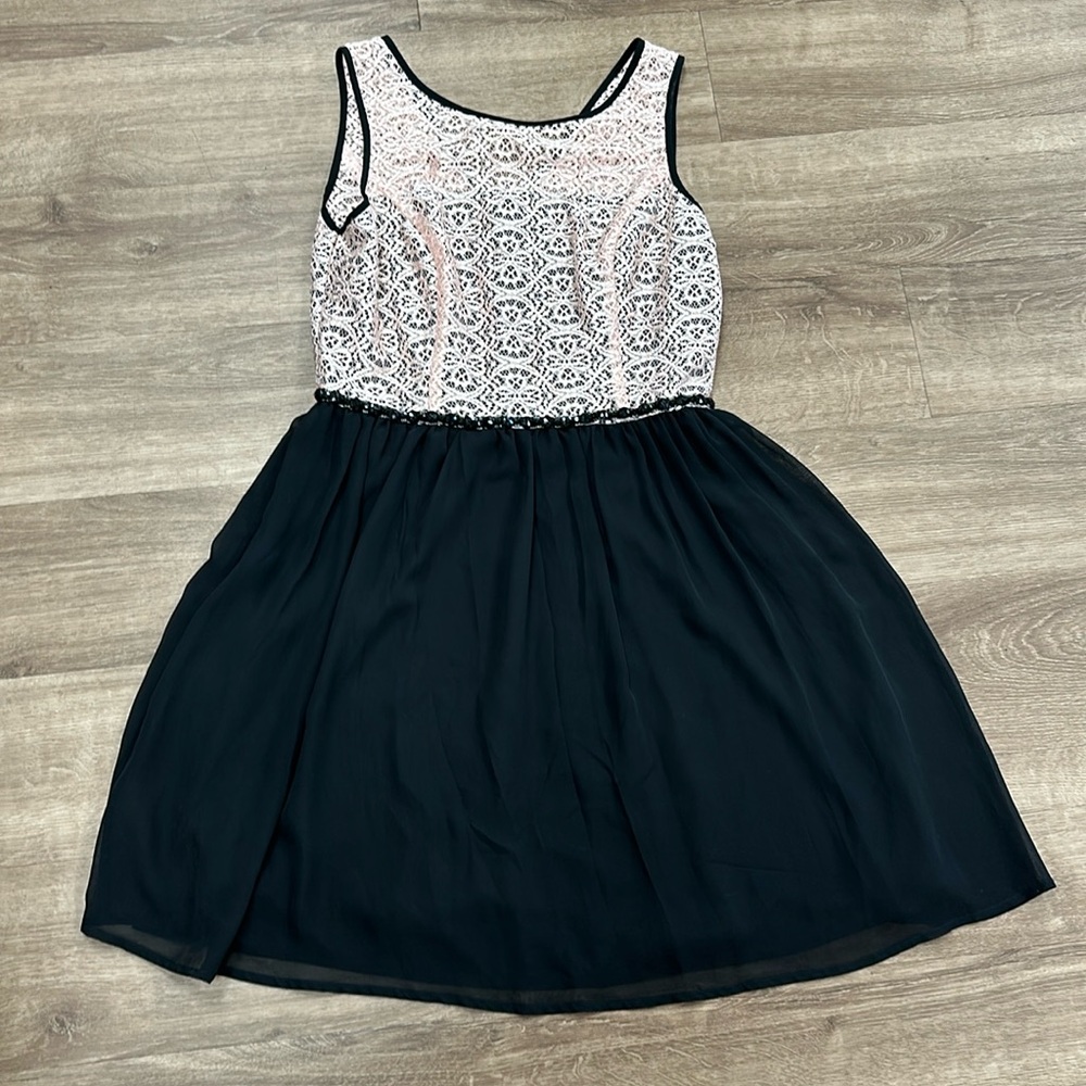 Pink lace and black dress junior size 13 NWT